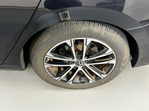 Used 2023 Volkswagen Jetta Sport FWD image 28