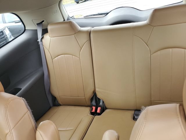 Used 2016 Buick Enclave Leather w/ Trailering Package AWD/4WD image 10