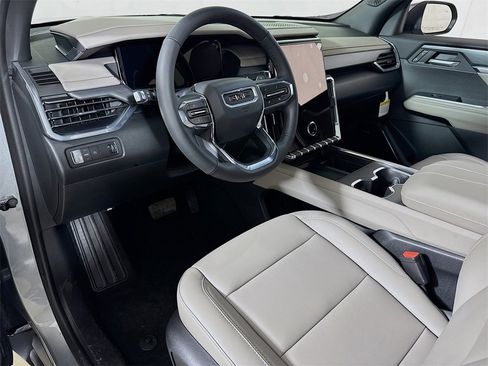 New 2026 GMC Acadia Elevation image 5