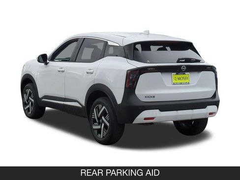 Used 2025 Nissan Kicks SV FWD image 7