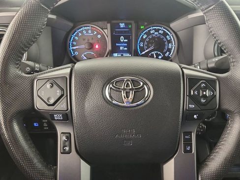 Used 2021 Toyota Tacoma TRD Sport image 14