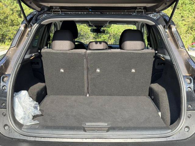 Certified 2026 Nissan Kicks SV w/ SV Premium Package FWD image 25