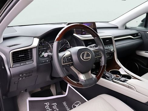 Used 2019 Lexus RX 350 AWD w/ Navigation Package image 17