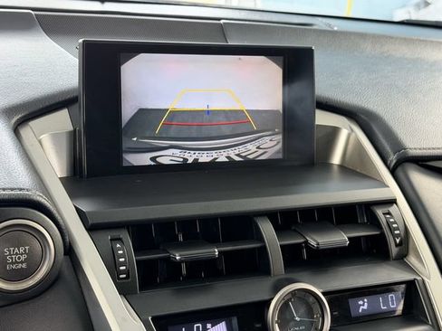 Used 2016 Lexus NX 200t FWD image 19