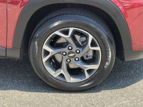 Certified 2024 Chevrolet Trax LT w/ Driver Confidence Package FWD image 8