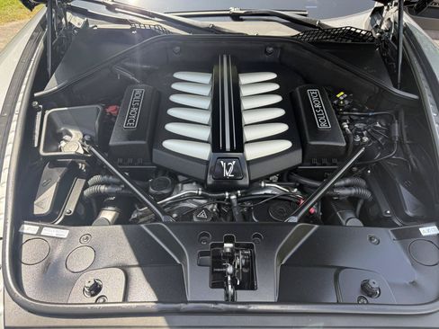 Used 2014 Rolls-Royce Wraith RWD image 51
