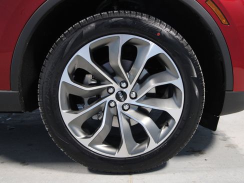 Used 2026 Lincoln Aviator AWD image 39