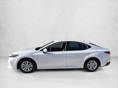 Certified 2025 Toyota Camry LE FWD image 8