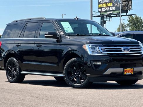 Used 2021 Ford Expedition XLT AWD/4WD image 2