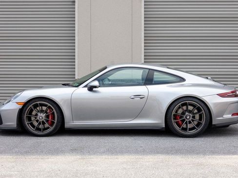 Used 2018 Porsche 911 GT3 RWD image 12