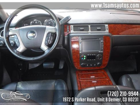 Used 2013 Chevrolet Avalanche LTZ image 5