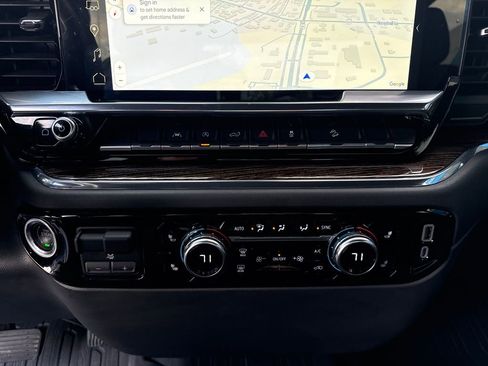 Used 2023 GMC Sierra 1500 Elevation image 23