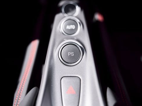 Used 2022 Ferrari F8 Tributo image 71