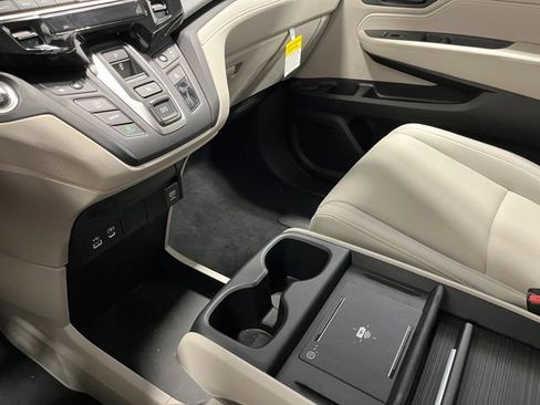 New 2026 Honda Odyssey EX-L image 18