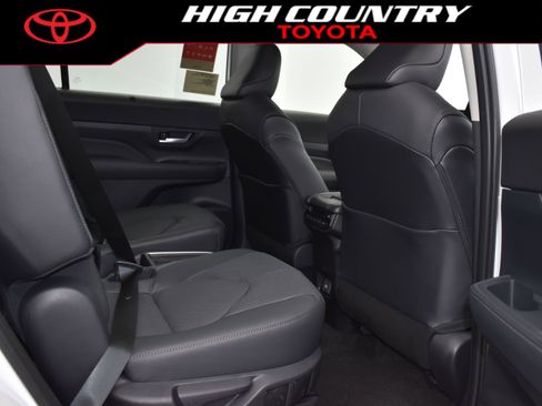 New 2026 Toyota Grand Highlander Limited image 11