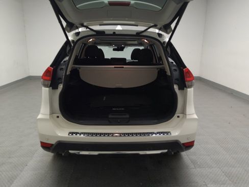 Used 2019 Nissan Rogue SV w/ Sun & Sound Touring Package AWD/4WD image 29