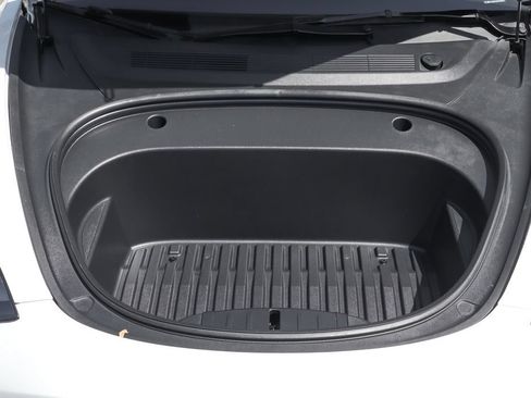 Used 2023 Tesla Model 3 Standard Range RWD image 11