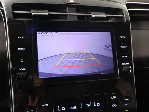Certified 2022 Hyundai Tucson SEL AWD/4WD image 6