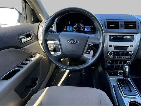 Used 2010 Ford Fusion Hybrid FWD image 5
