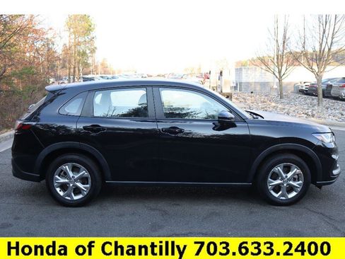 Used 2023 Honda HR-V LX image 8