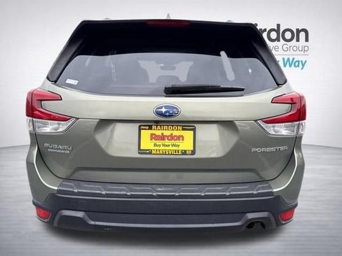 Used 2020 Subaru Forester Premium AWD/4WD image 6