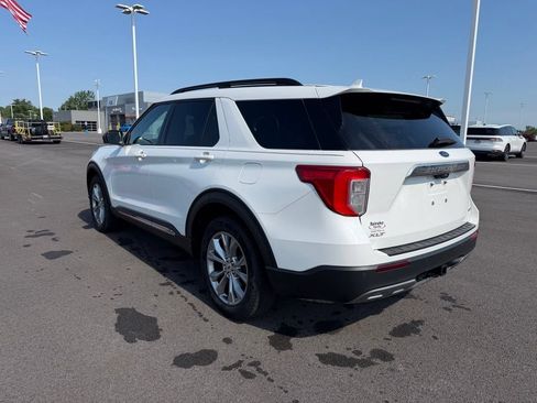 Used 2023 Ford Explorer XLT w/ Equipment Group 202A AWD/4WD image 7