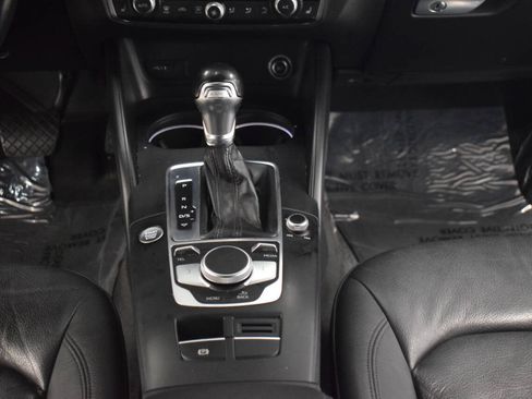 Used 2017 Audi A3 e-tron Premium FWD image 33