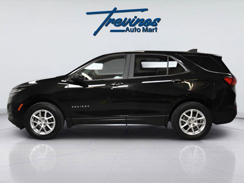 Used 2023 Chevrolet Equinox LS AWD/4WD image 11