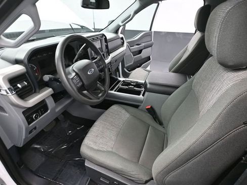 Used 2023 Ford F350 XLT AWD/4WD image 21