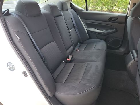 Used 2025 Nissan Altima 2.5 SV FWD image 14