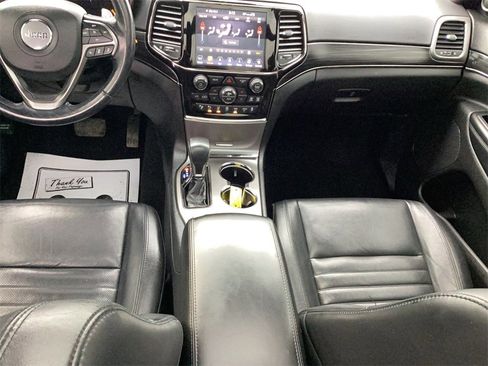 Used 2020 Jeep Grand Cherokee Limited X image 19