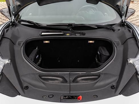 Used 2014 Ferrari 458 Speciale Coupe RWD image 13
