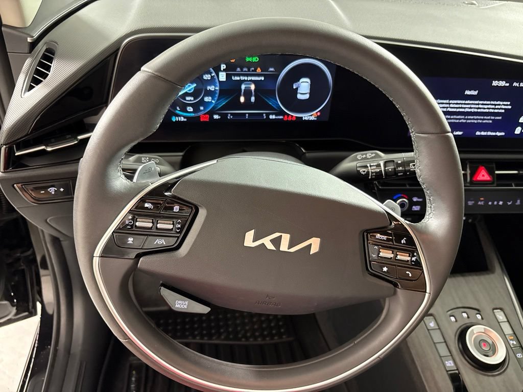 Used 2025 Kia Niro Wind FWD image 35
