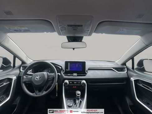 Used 2024 Toyota RAV4 LE image 10
