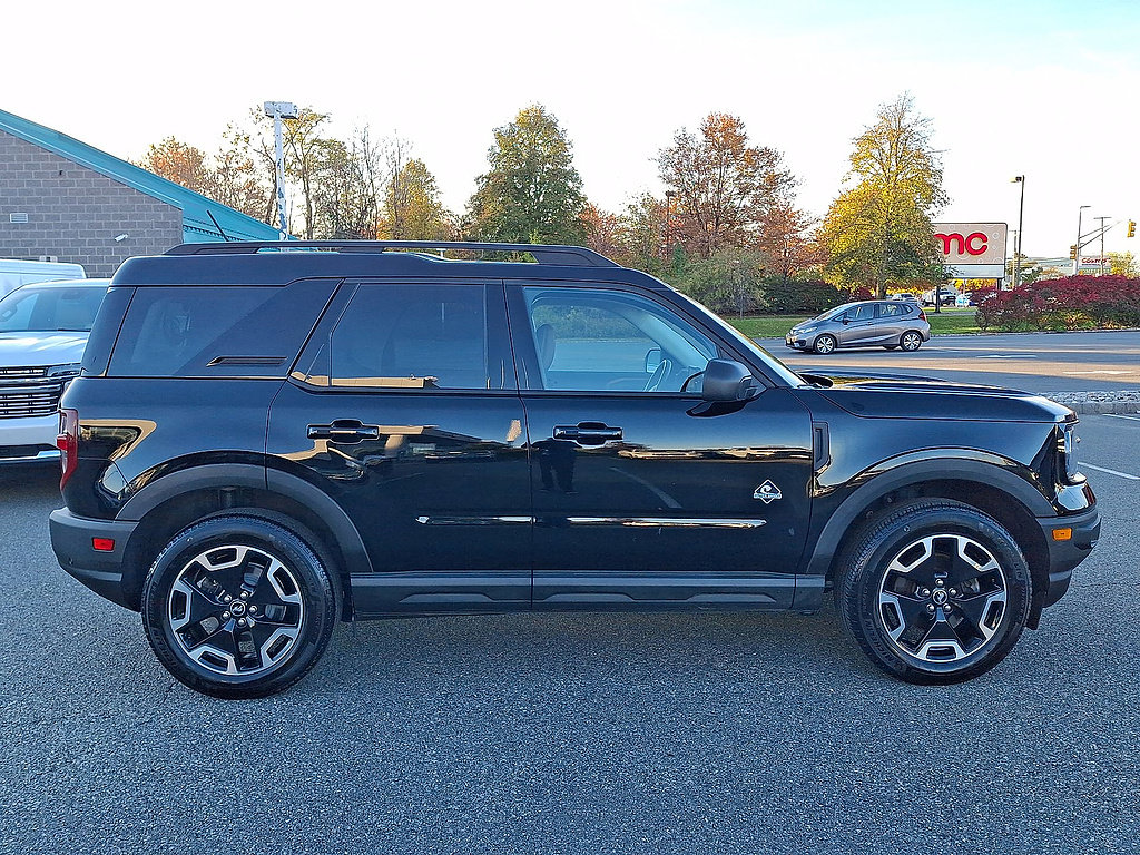 Used 2021 Ford Bronco Sport Outer Banks w/ Outer Banks Package (96D) AWD/4WD image 32