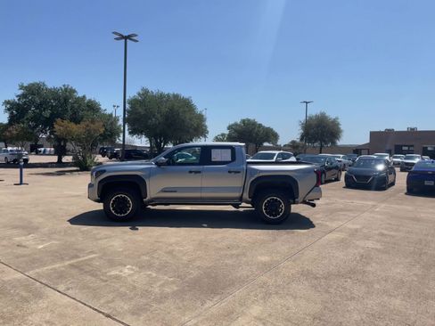 Used 2024 Toyota Tacoma TRD Off-Road image 54