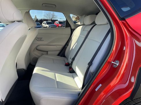 Used 2025 Hyundai Kona SEL image 25