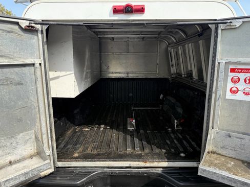 Used 2015 Toyota Tacoma 2WD Access Cab w/ Convenience Package image 21