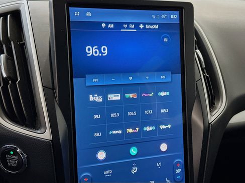 Used 2024 Ford Edge SEL image 21