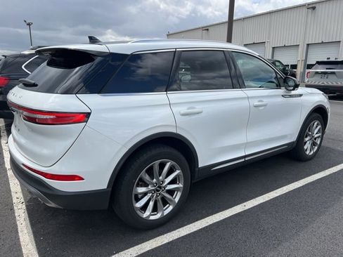 Used 2022 Lincoln Corsair AWD w/ Premium Package image 5