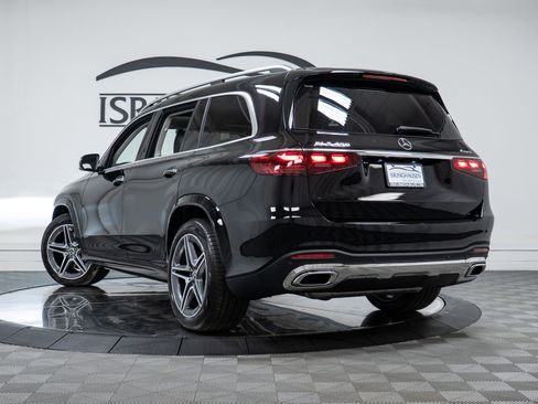 New 2026 Mercedes-Benz GLS 450 4MATIC image 29