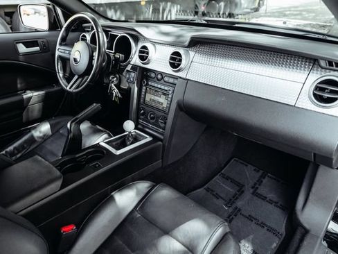 Used 2008 Ford Mustang GT Premium RWD image 17
