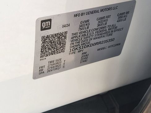 Used 2024 GMC Yukon XL SLT image 34