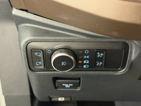 Used 2023 Ford Bronco Outer Banks w/ Sasquatch Package AWD/4WD image 19