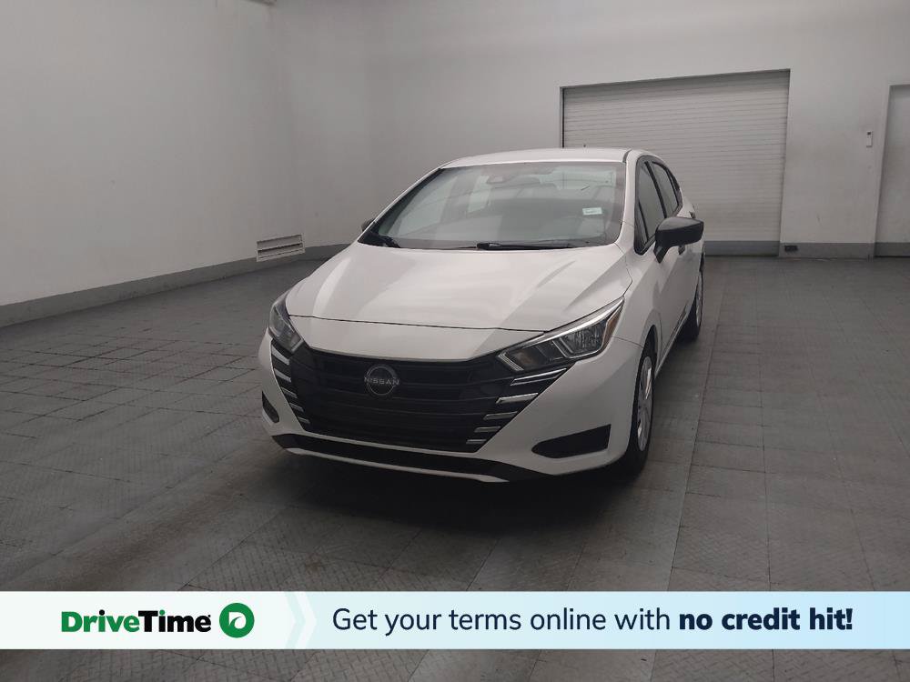 Used 2023 Nissan Versa S w/ Trunk Package FWD image 1