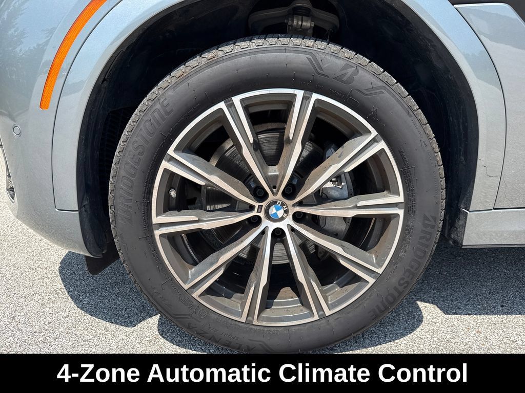 Used 2026 BMW X6 xDrive40i AWD/4WD image 11