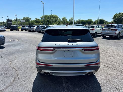 Certified 2023 Lincoln Corsair AWD w/ Rear Removable Package Tray image 6