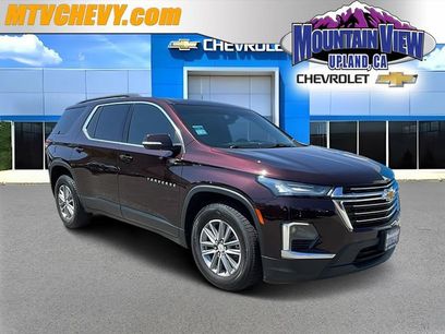Used 2022 Chevrolet Traverse LT