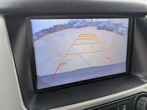 Used 2017 GMC Yukon XL SLT w/ Open Road Package image 14