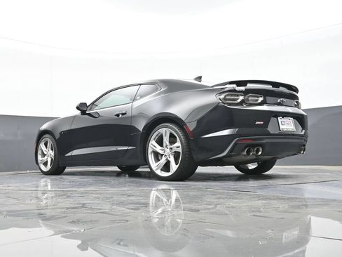 Used 2019 Chevrolet Camaro SS RWD image 33